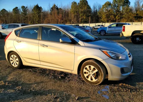 2015 Hyundai Accent Gs z USA, uszkodzony, nr VIN KMHCT5AE4FU203305